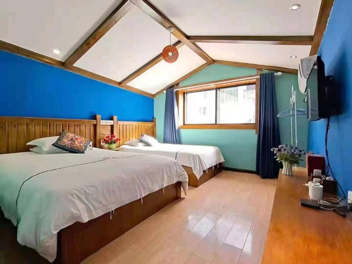 Zhangjiajie April Hostel المظهر الخارجي الصورة
