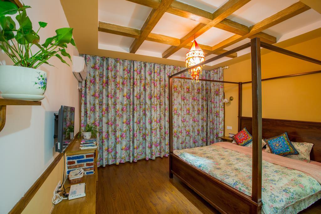 Zhangjiajie April Hostel الغرفة الصورة