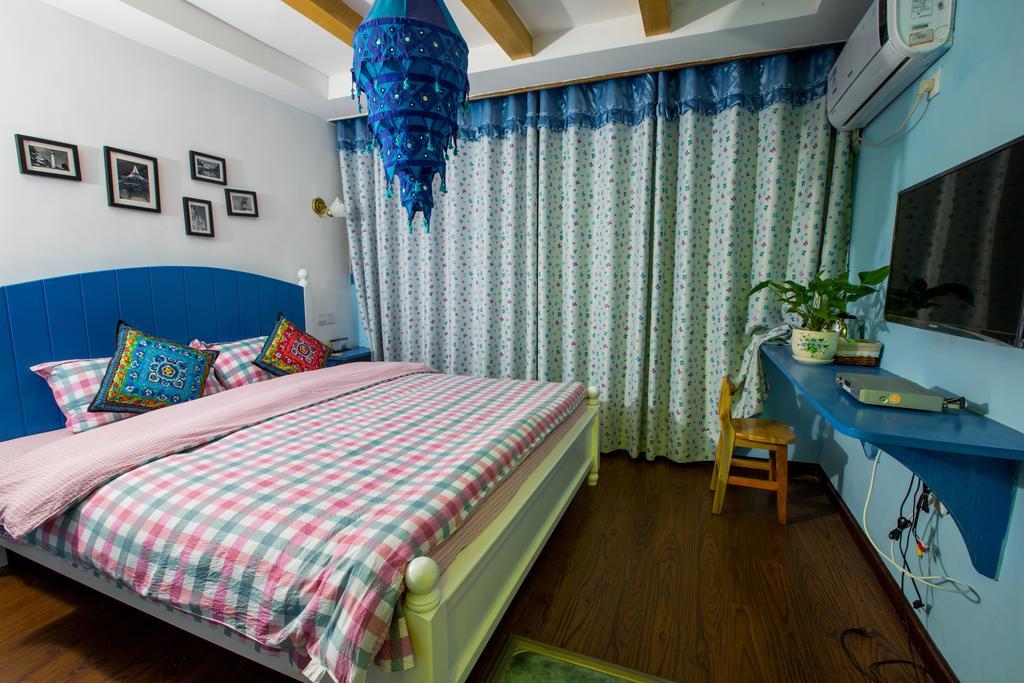 Zhangjiajie April Hostel الغرفة الصورة