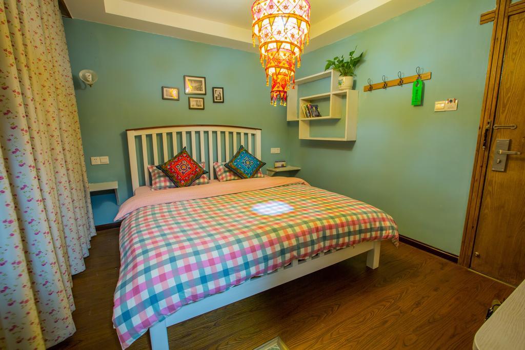 Zhangjiajie April Hostel الغرفة الصورة
