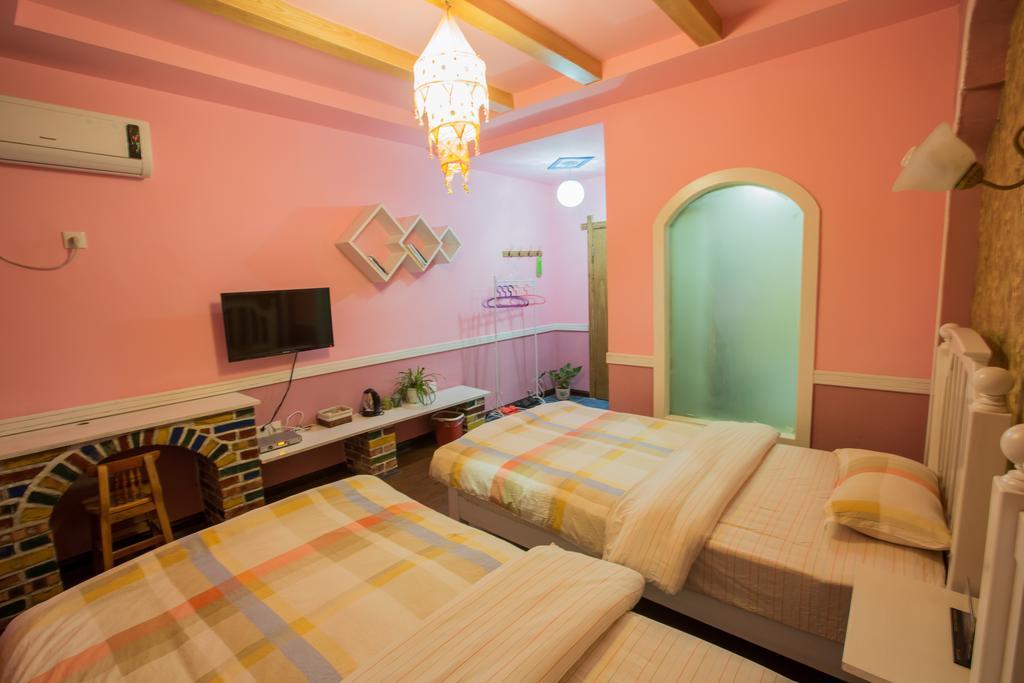 Zhangjiajie April Hostel الغرفة الصورة