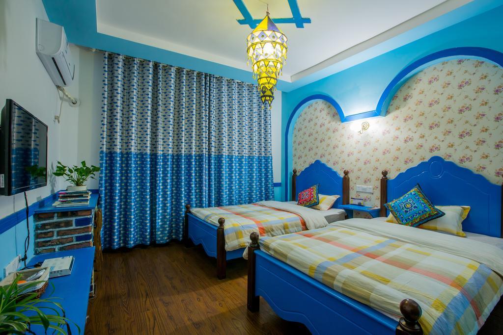 Zhangjiajie April Hostel الغرفة الصورة