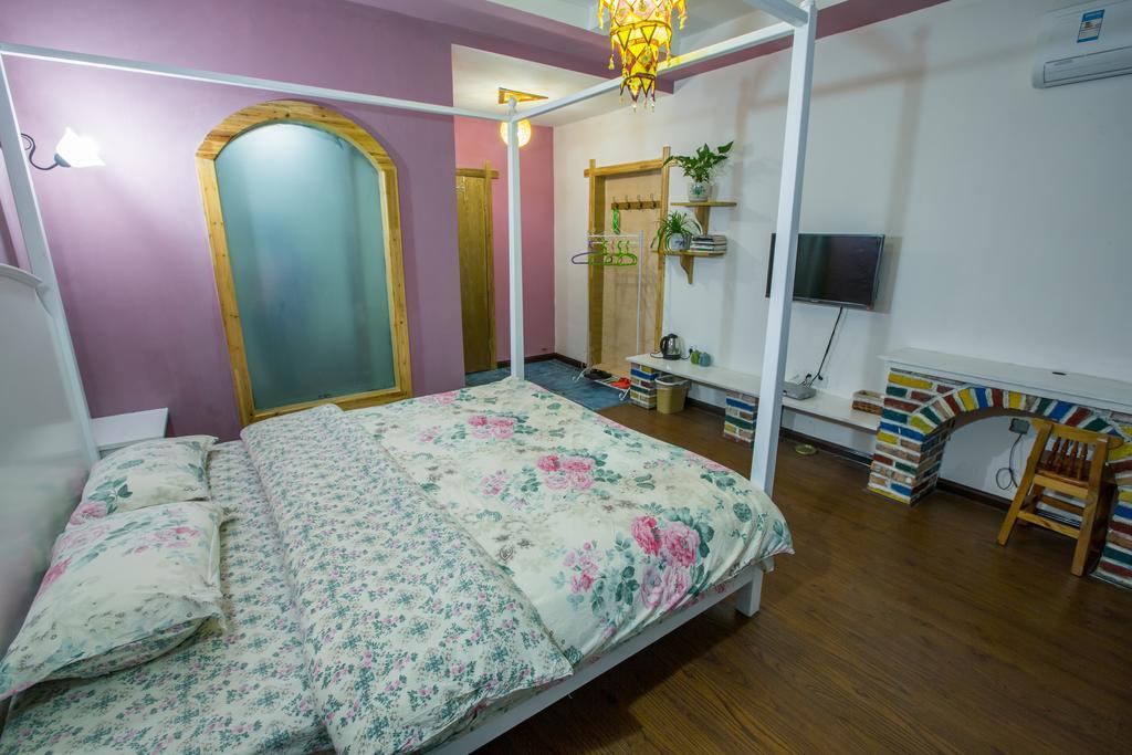 Zhangjiajie April Hostel الغرفة الصورة